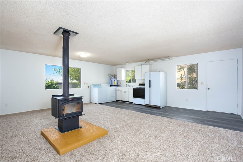 46404 Kings Canyon Road