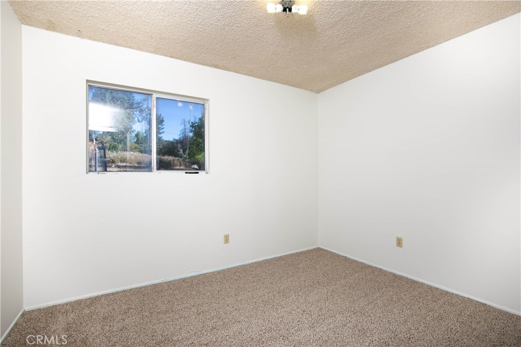 46404 Kings Canyon Road