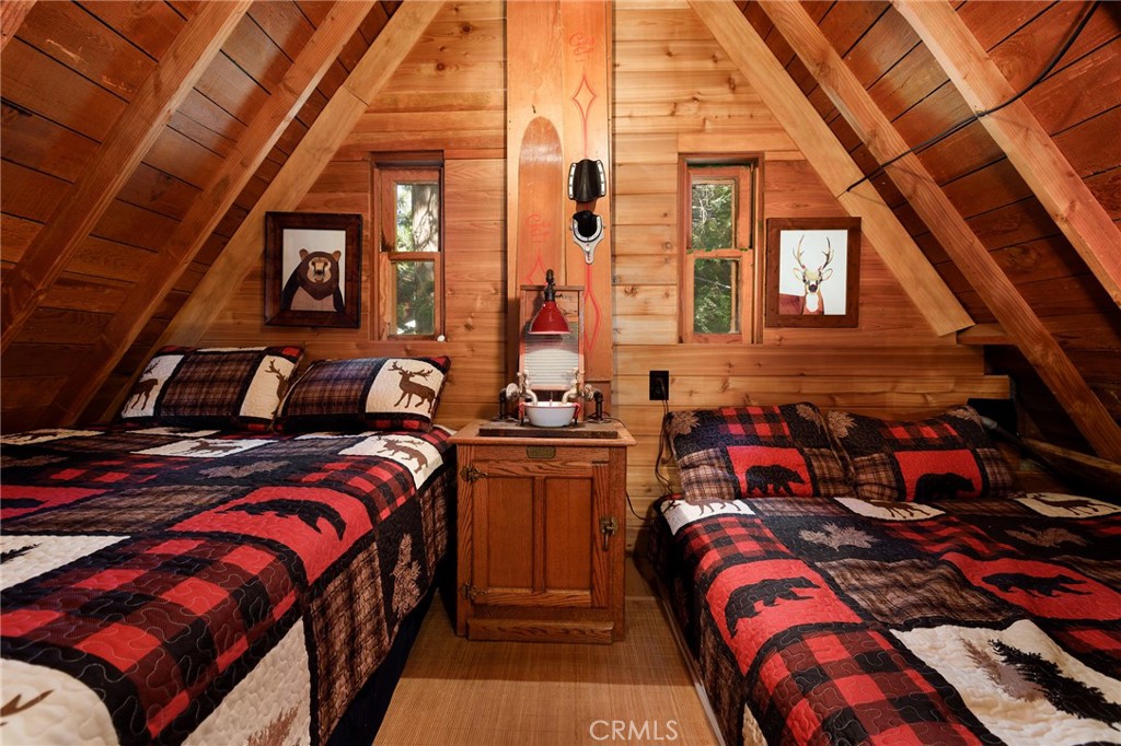 529 West Victoria Court