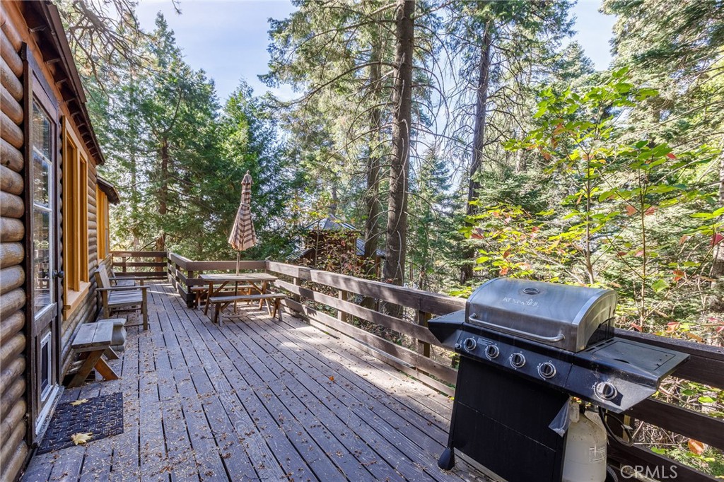 529 West Victoria Court