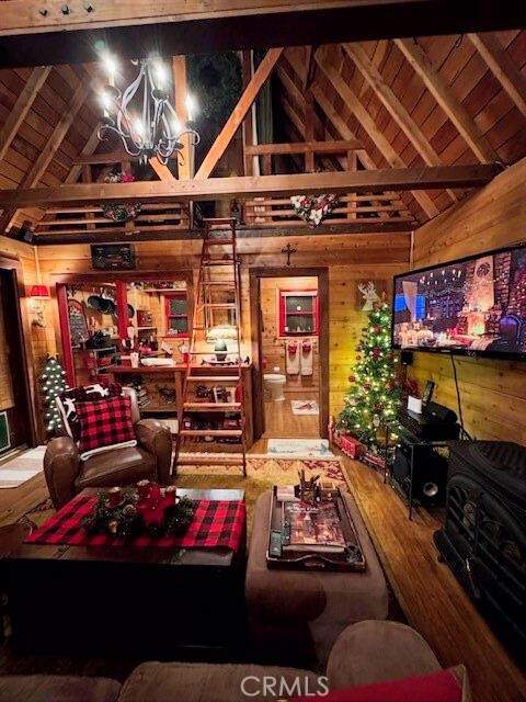 529 West Victoria Court