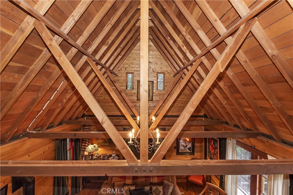 529 West Victoria Court