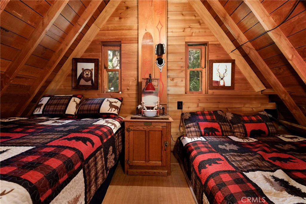 529 West Victoria Court