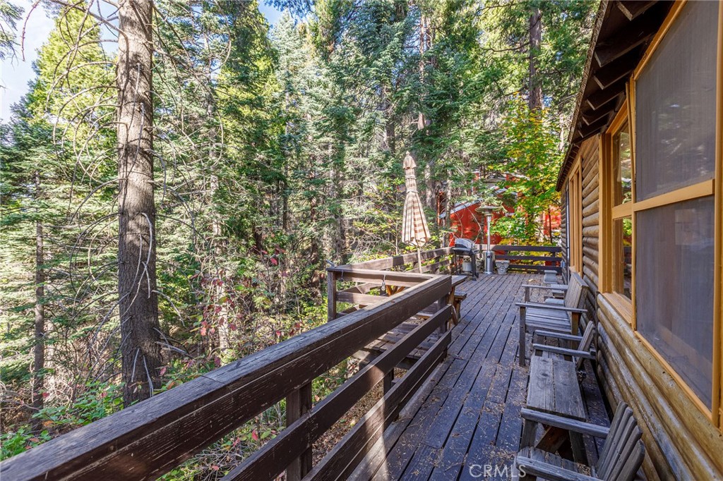 529 West Victoria Court