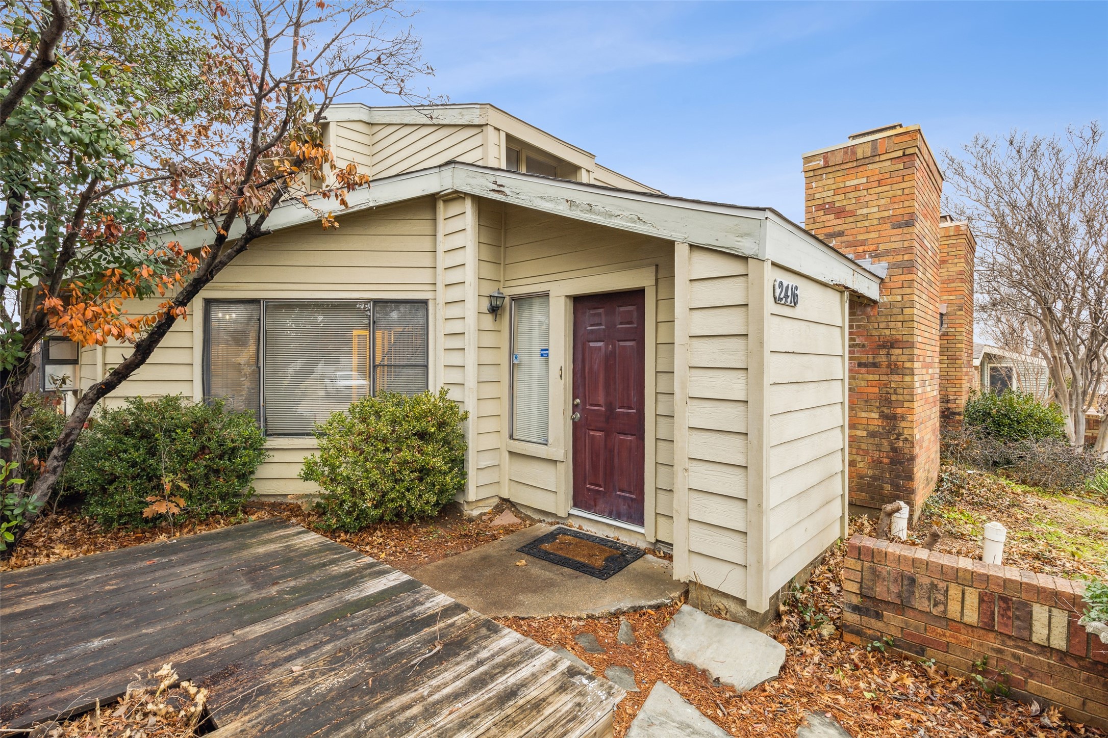 2416 Sendero Trail