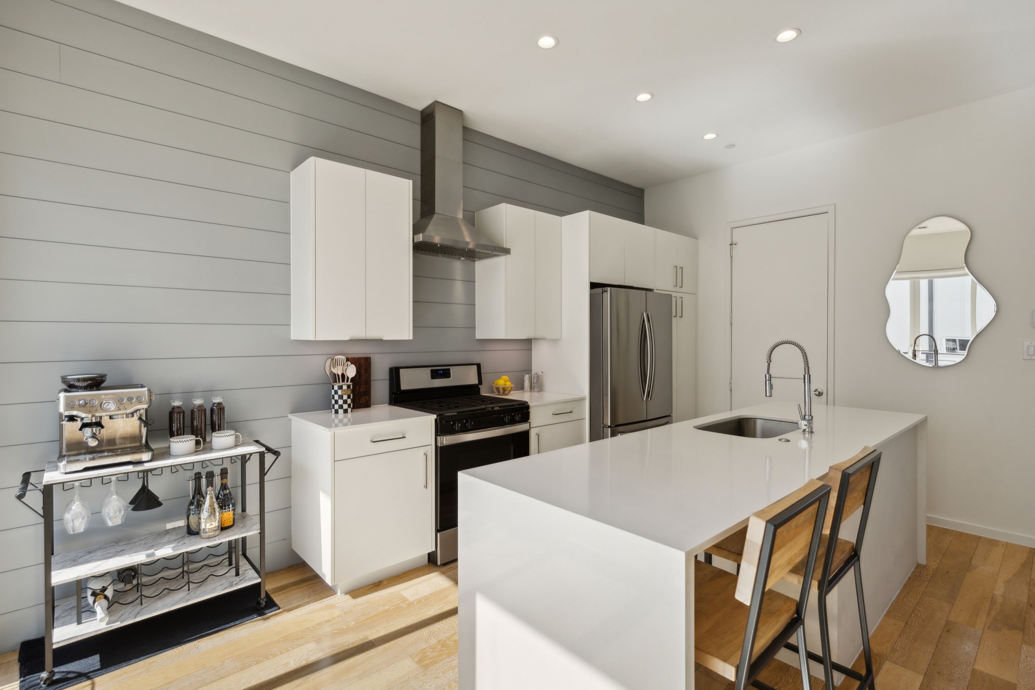 1514 washington Avenue 102