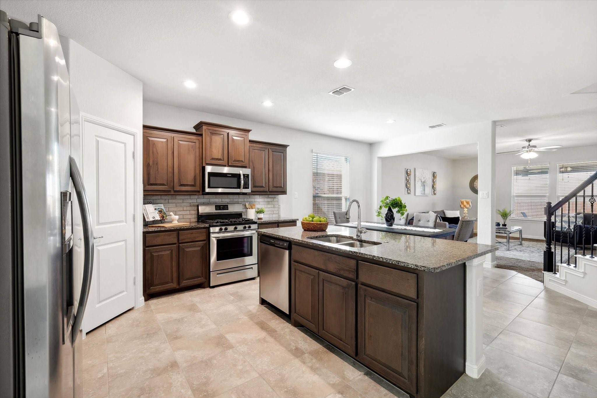 2525 Lavender Lane