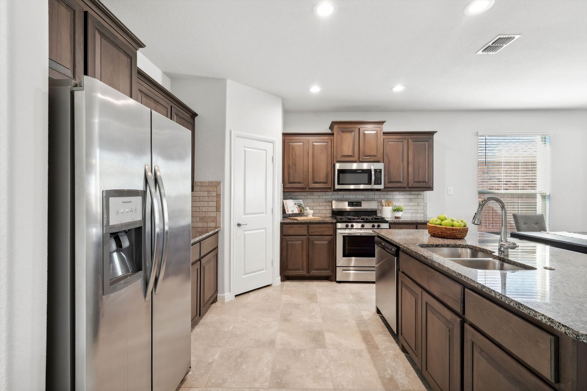 2525 Lavender Lane