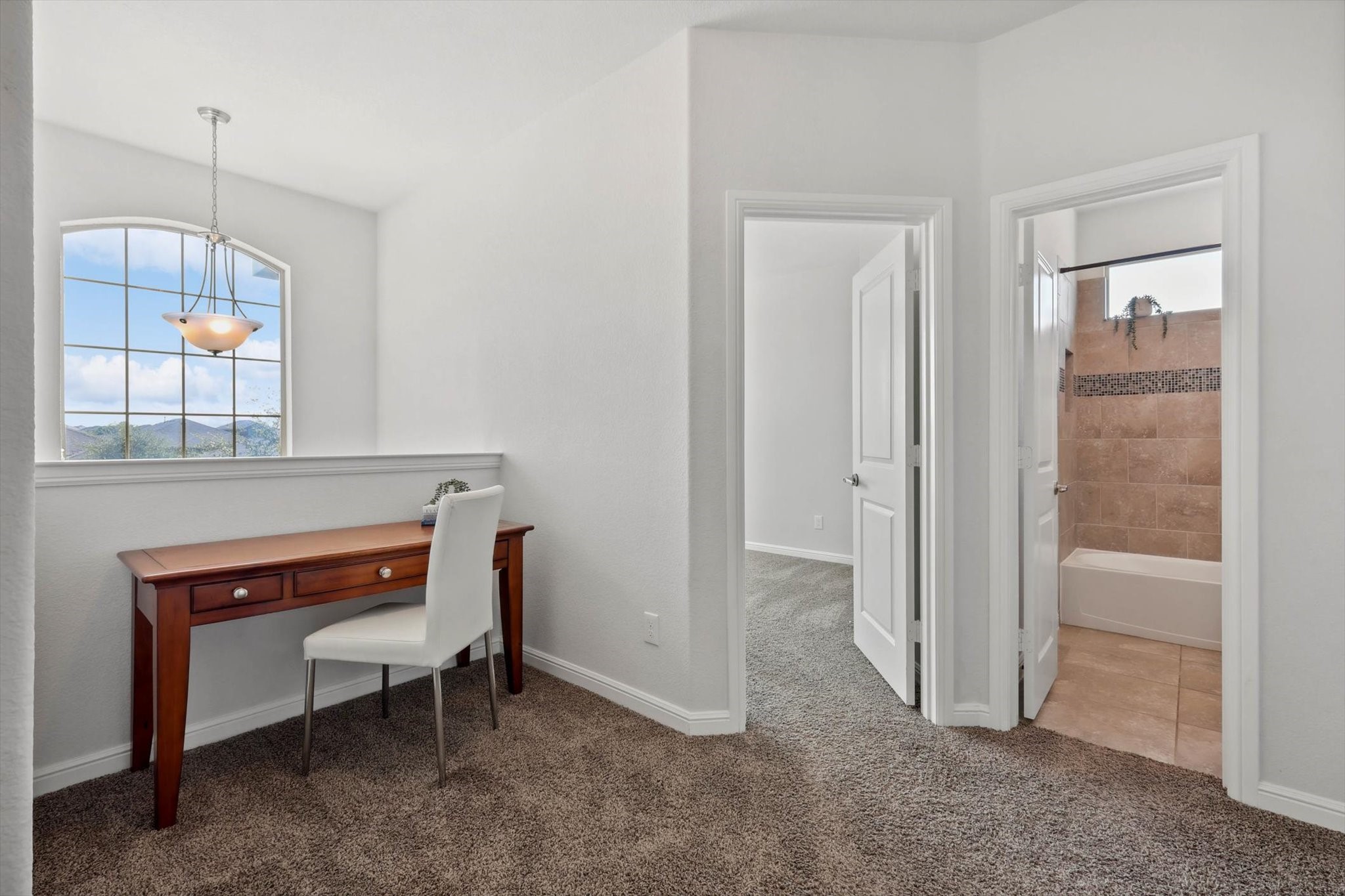 2525 Lavender Lane