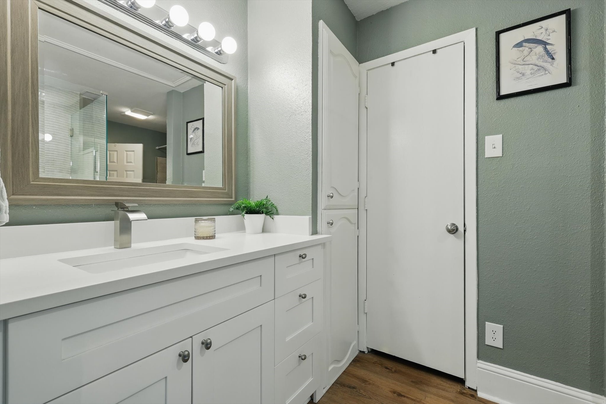 3102 Pin Oak Court