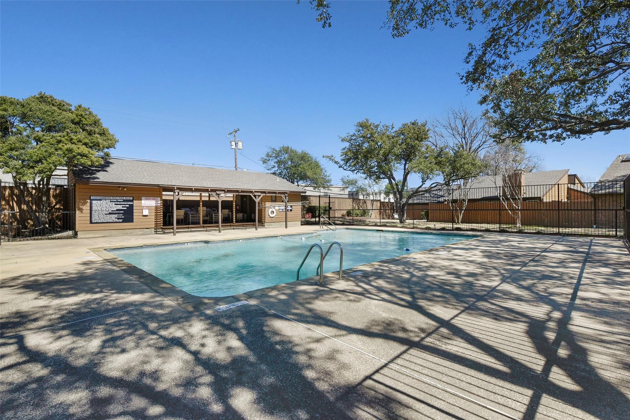 3102 Pin Oak Court