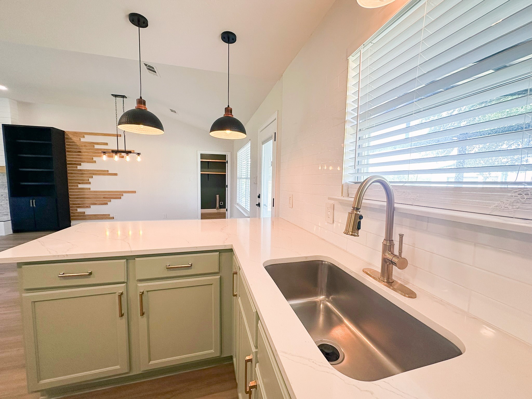 10333 County Road 491