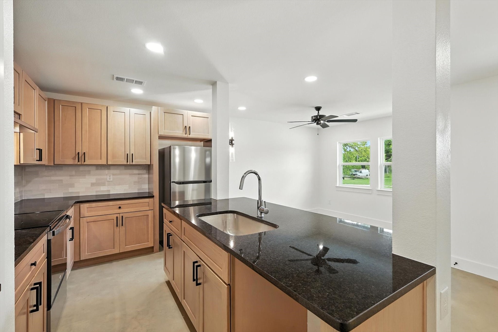 3206 Sayle Street 102