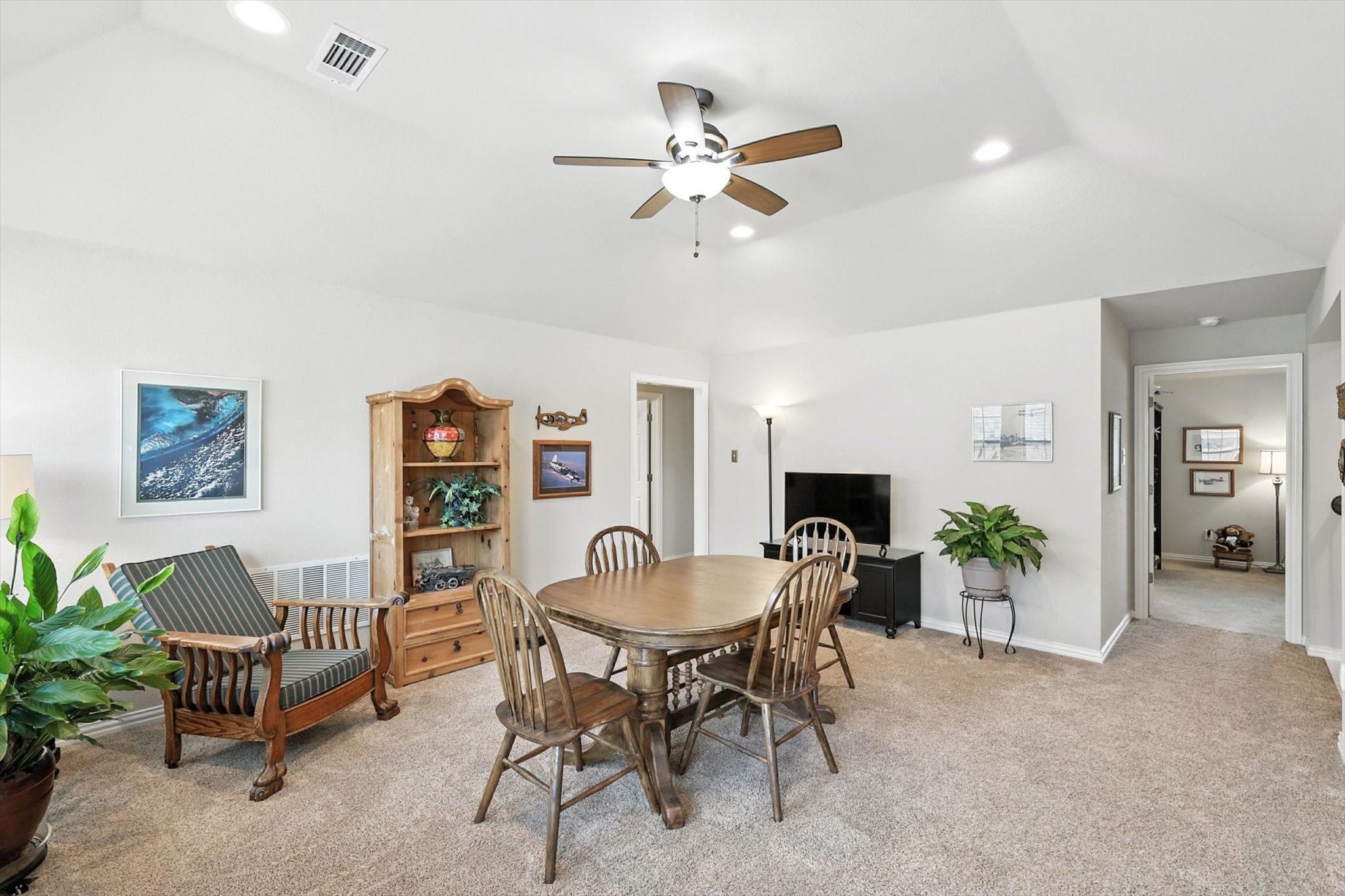 2804 Dog Leg Trail