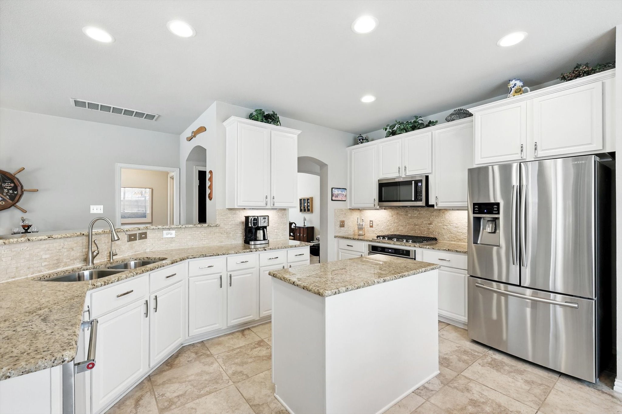 2804 Dog Leg Trail