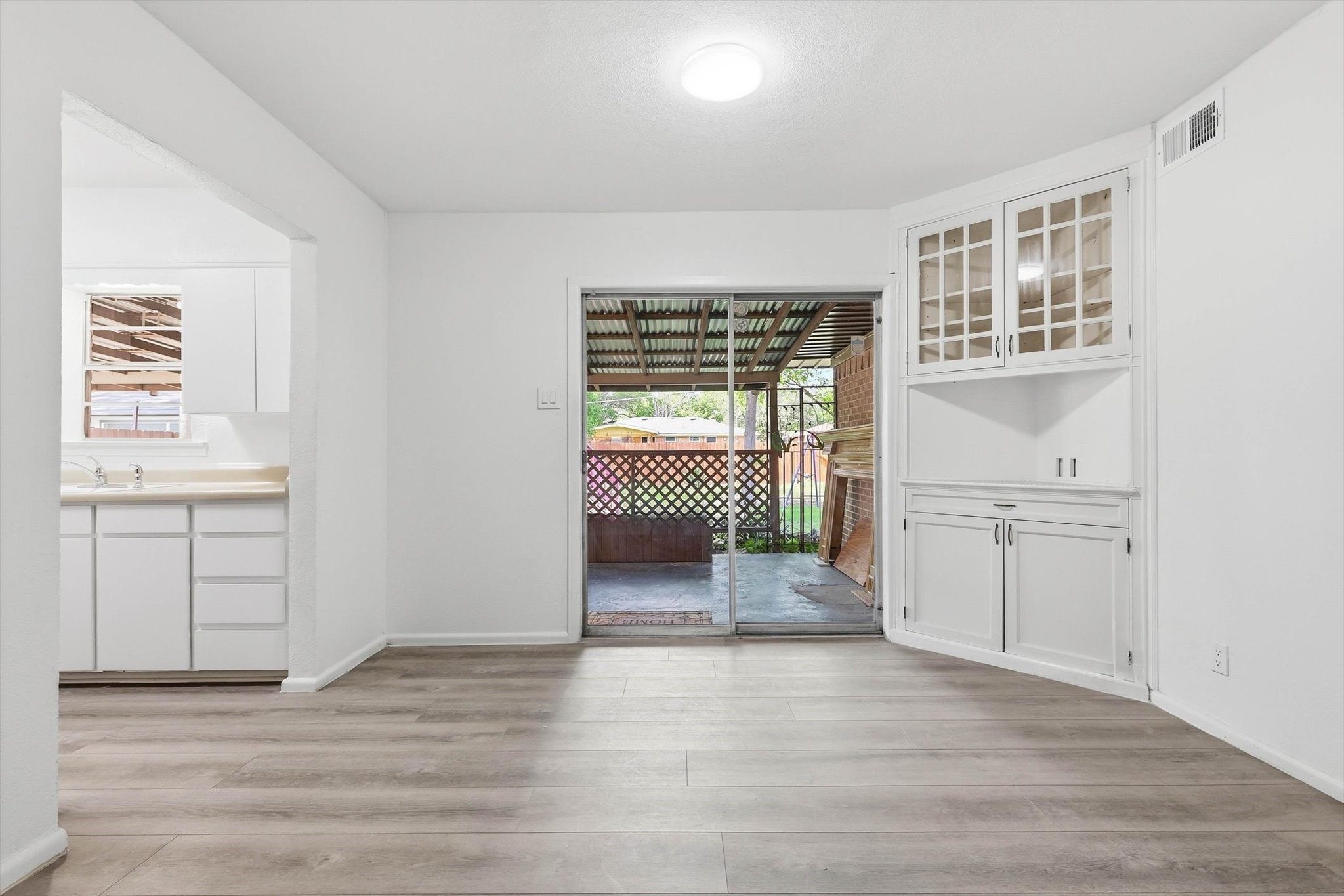 2649 Hillsboro Avenue