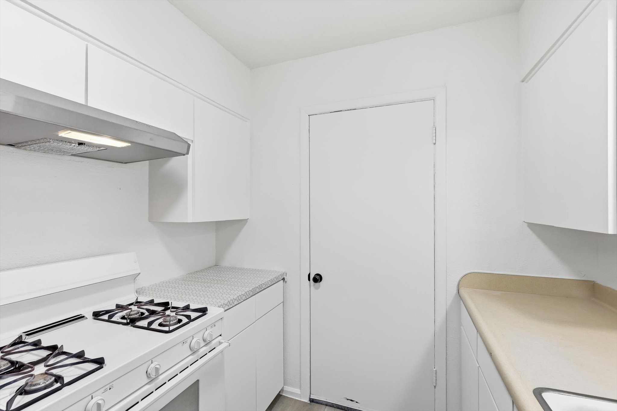 2649 Hillsboro Avenue