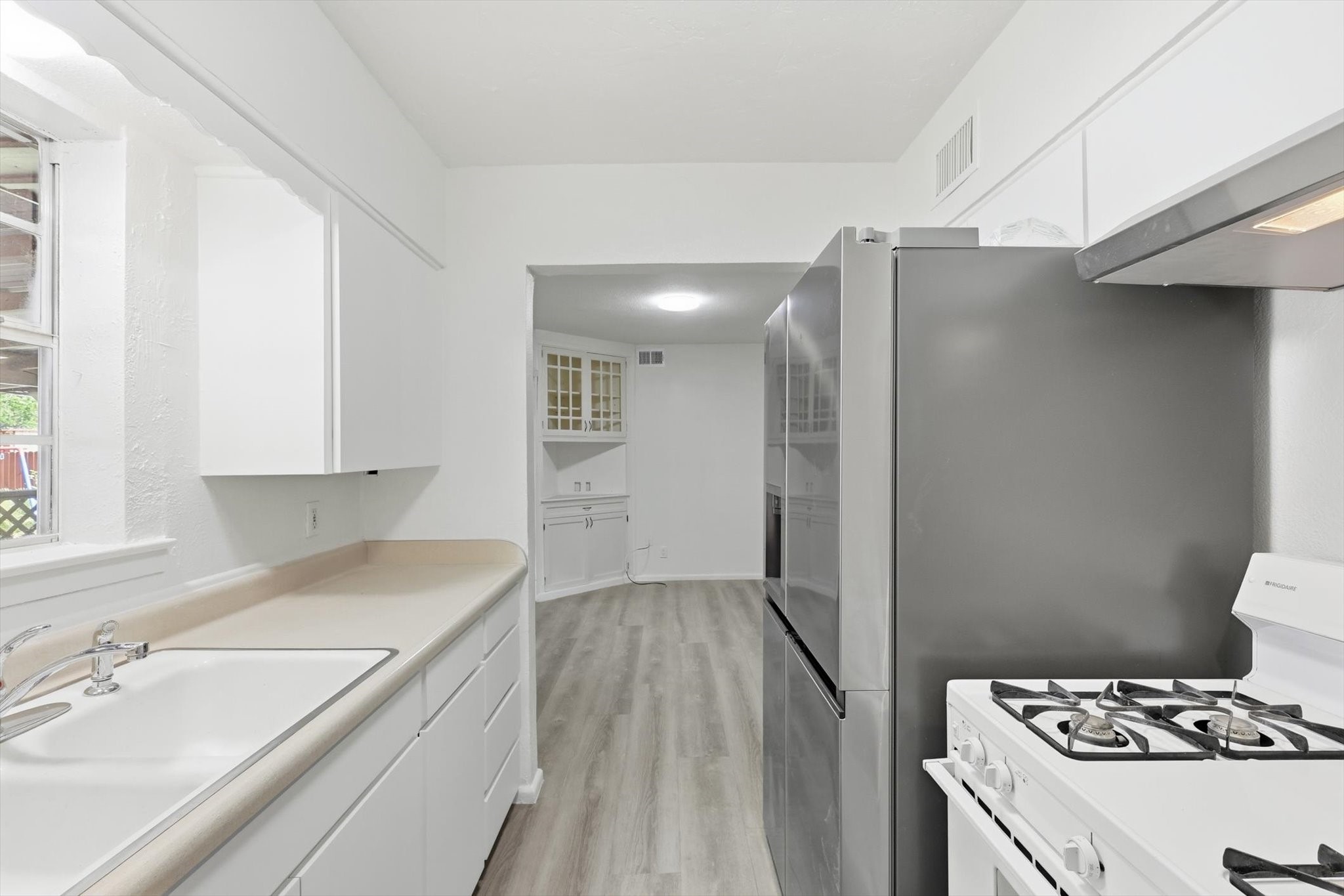 2649 Hillsboro Avenue