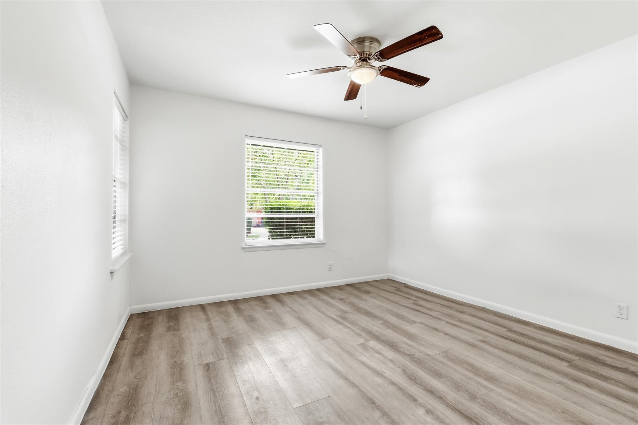 2649 Hillsboro Avenue