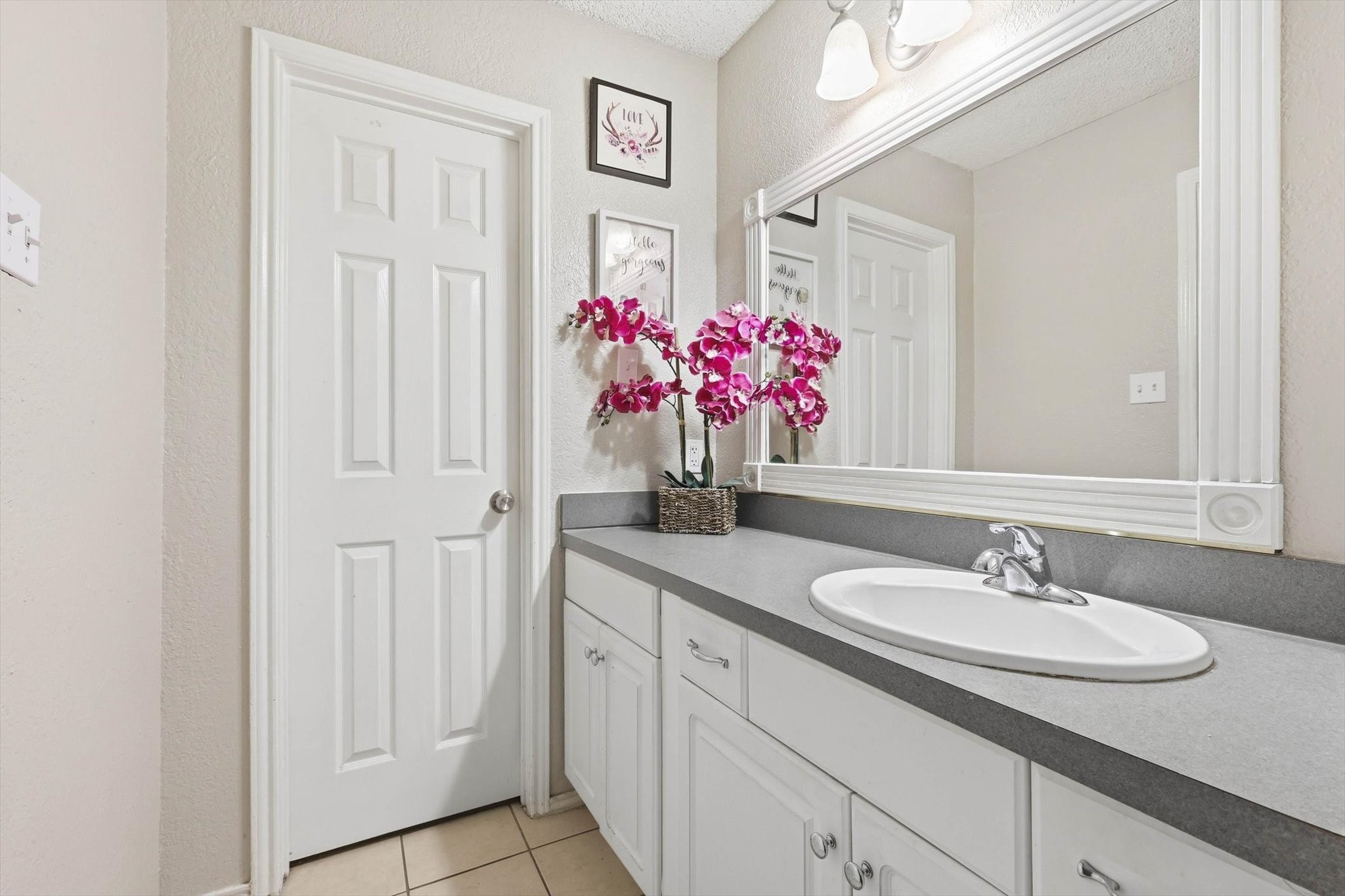 1312 Hackamore Street