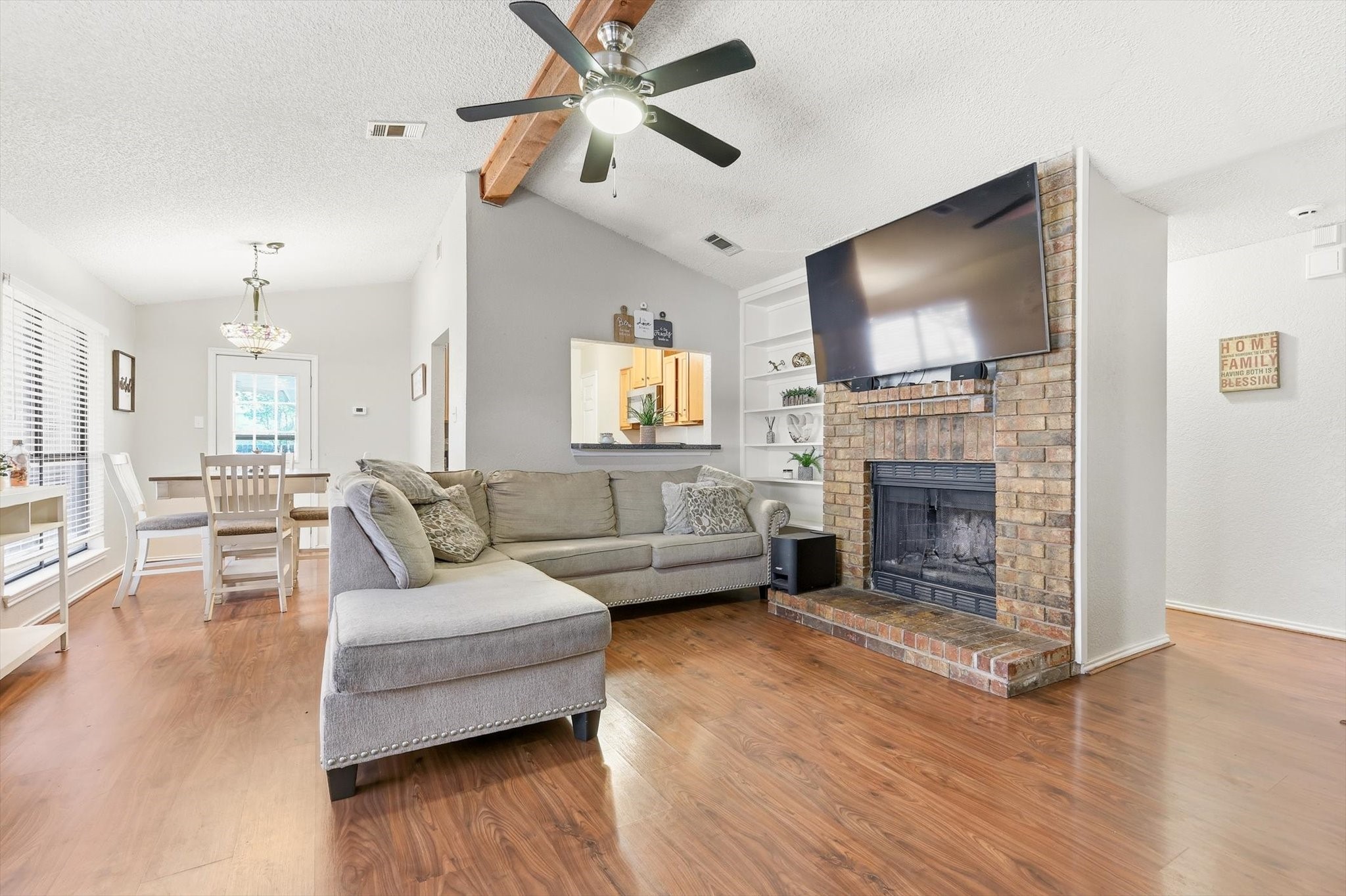 1312 Hackamore Street