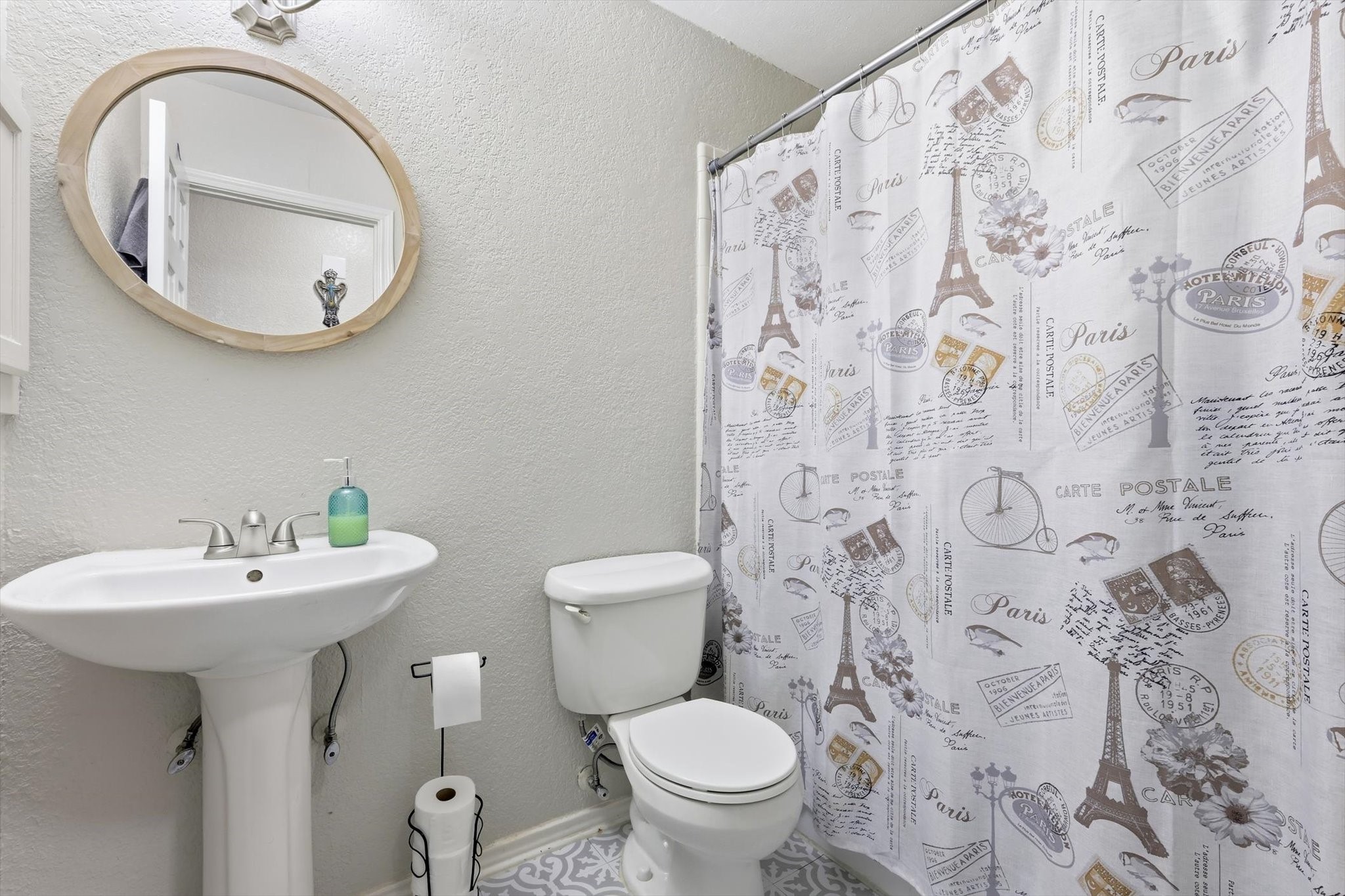 1312 Hackamore Street