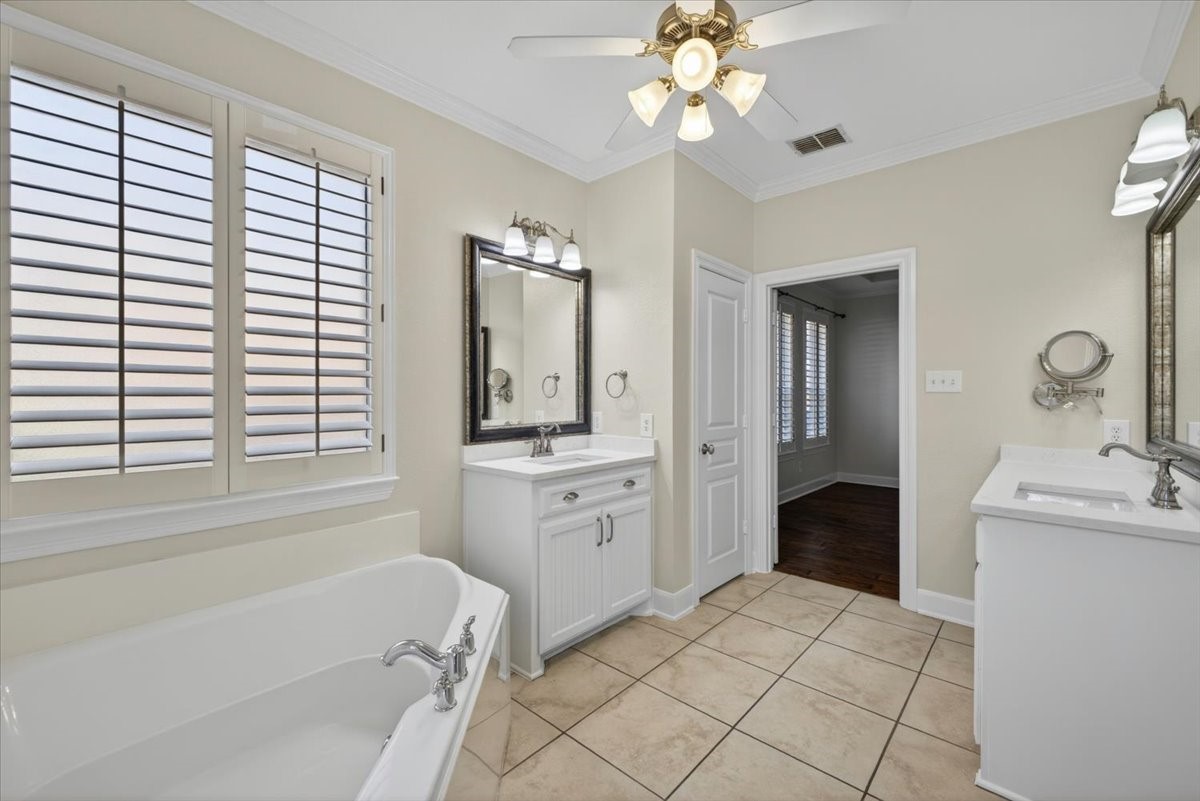 14668 Blakehill Drive