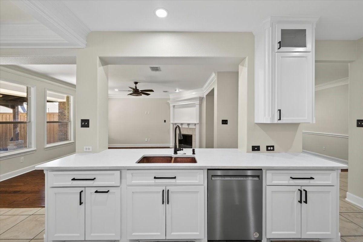 14668 Blakehill Drive