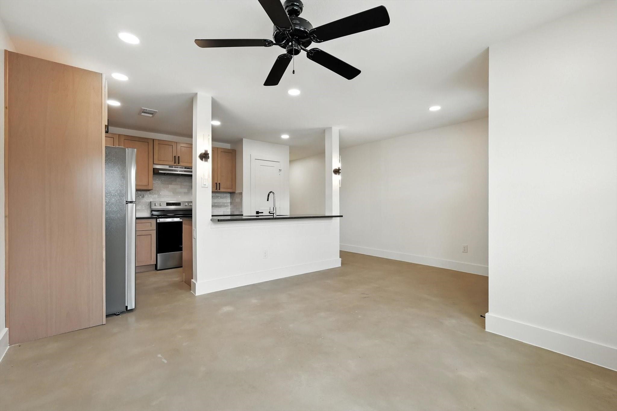 3206 Sayle Street 101 & 102