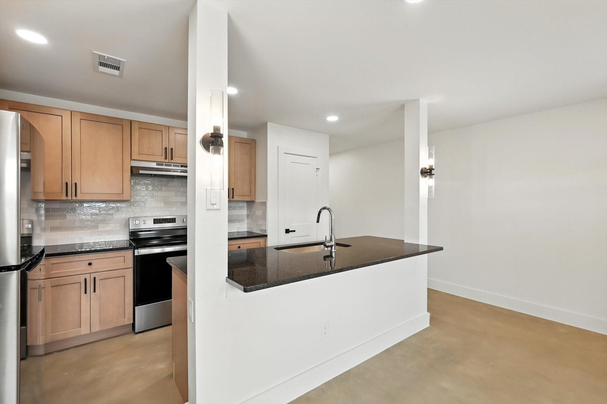 3206 Sayle Street 101 & 102