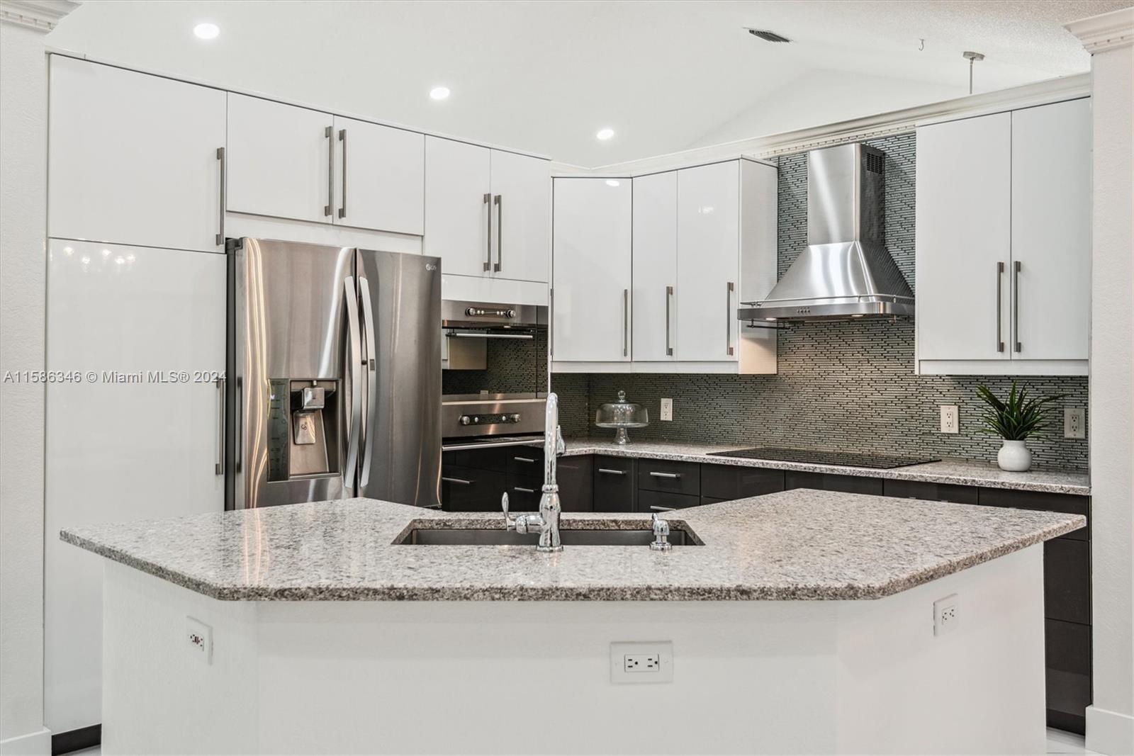 162 NW 162nd Ave
