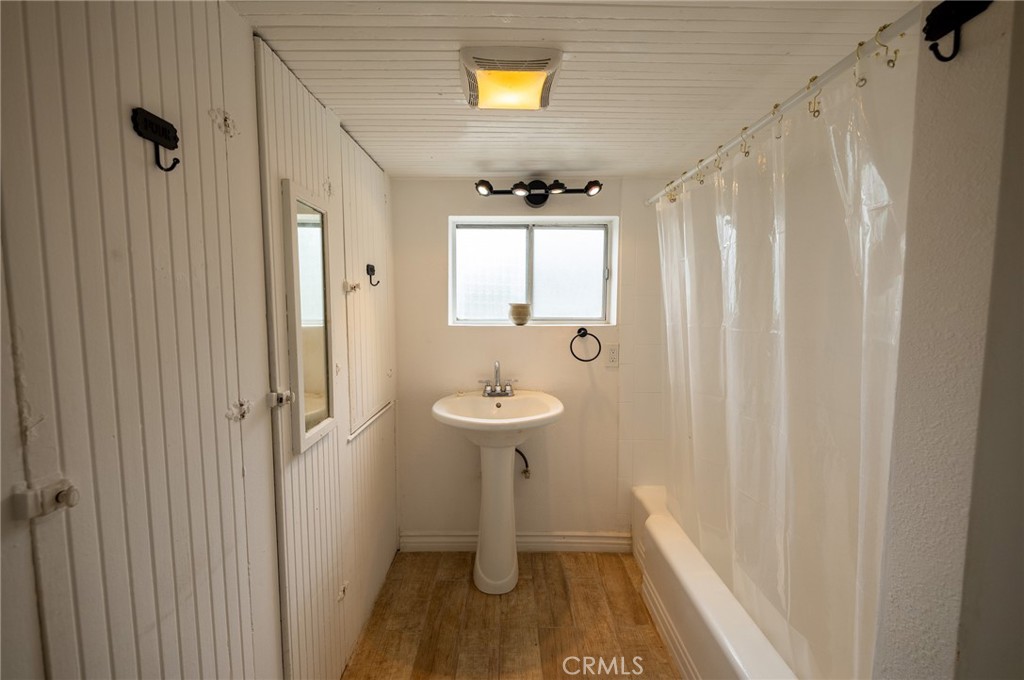 856 Alameda Street 5