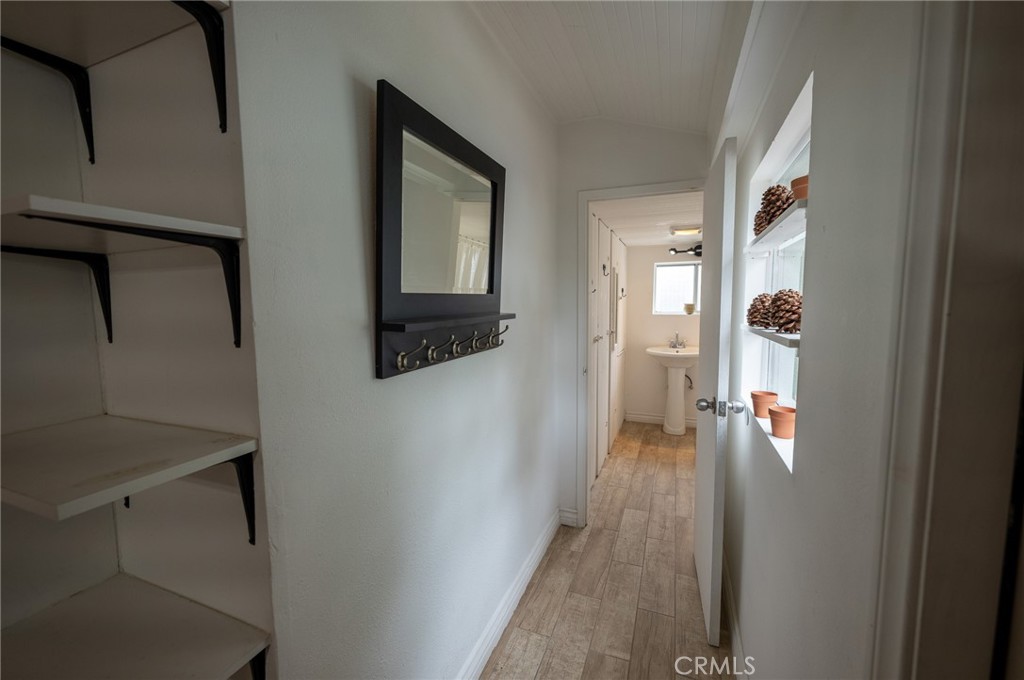 856 Alameda Street 5