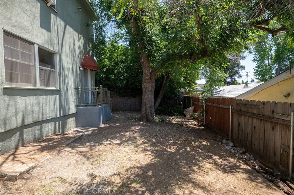 856 Alameda Street 2