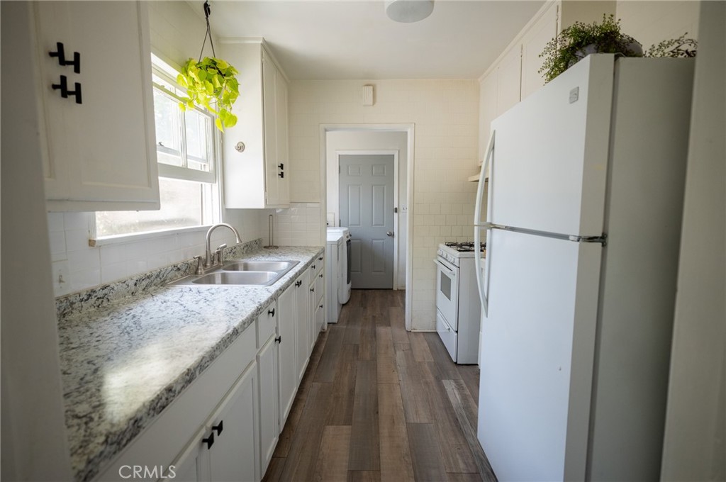 856 Alameda Street 2