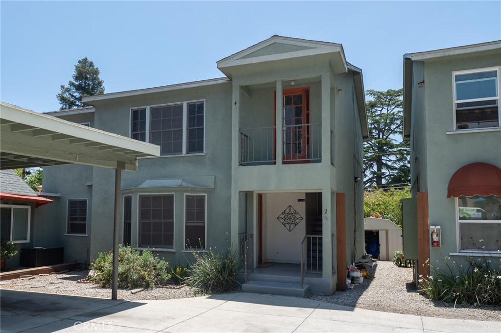 856 Alameda Street 4