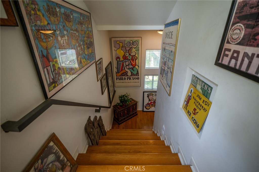 1667 Gladys Drive