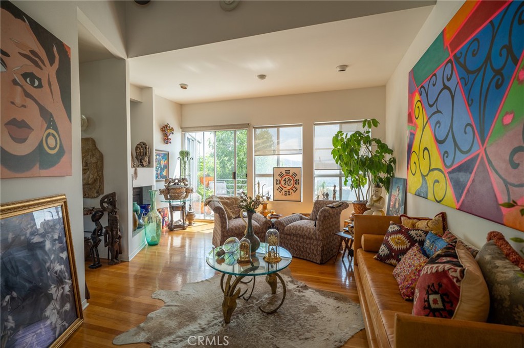 1667 Gladys Drive