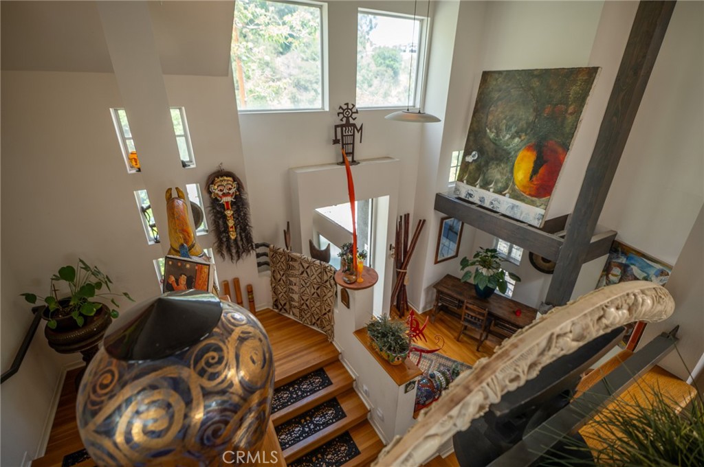 1667 Gladys Drive