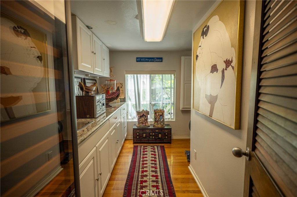 1667 Gladys Drive