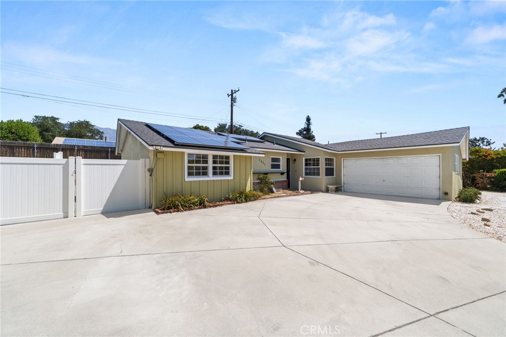 1431 E 14th