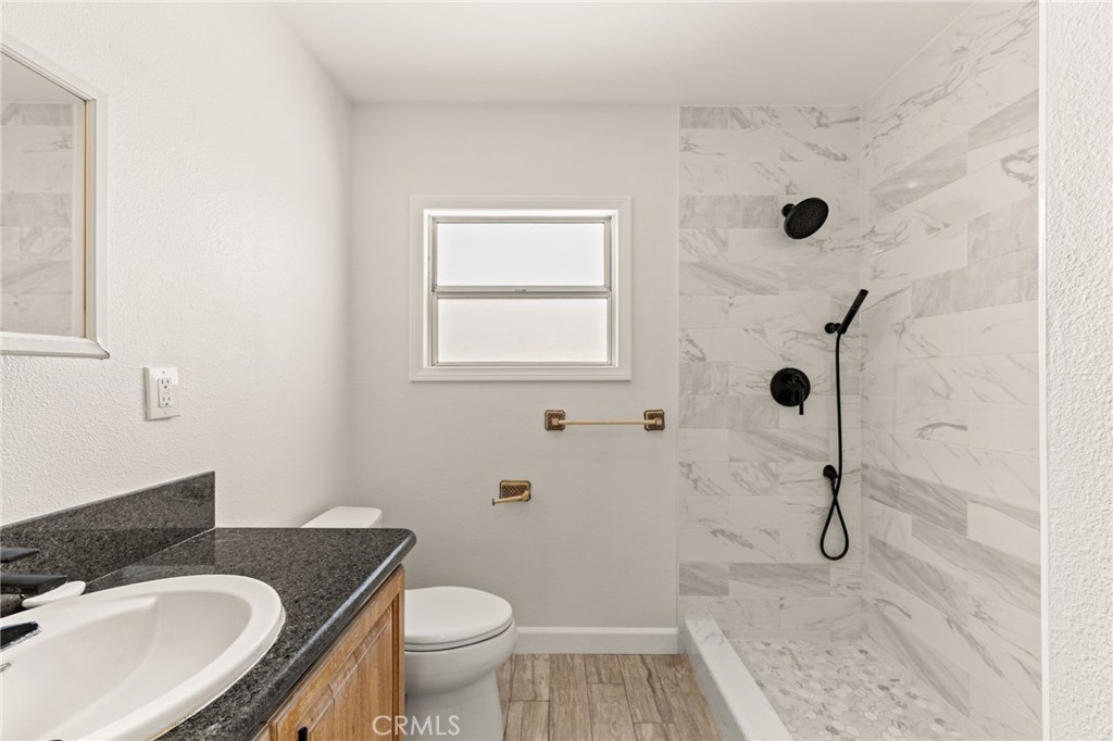 1431 E 14th