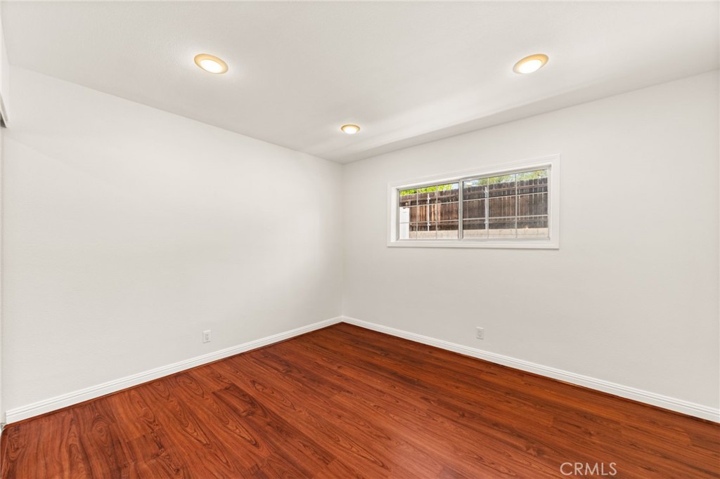 1431 E 14th