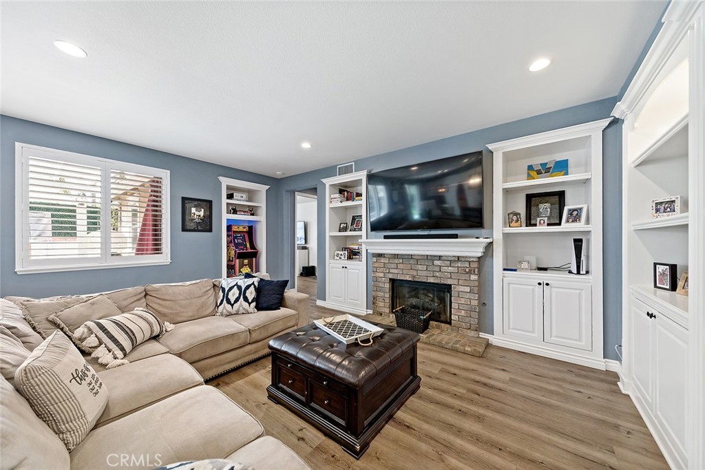 5732 Rosecroft Court