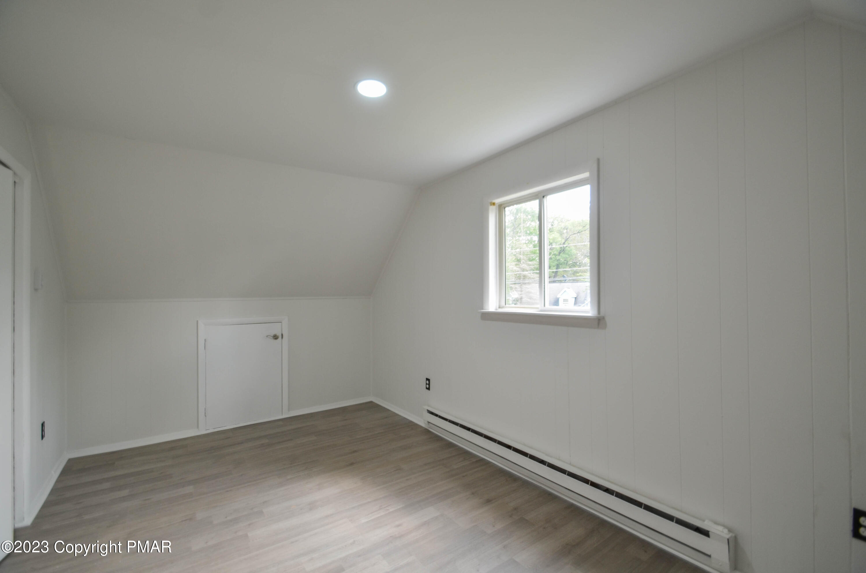 1045 Knollwood Drive