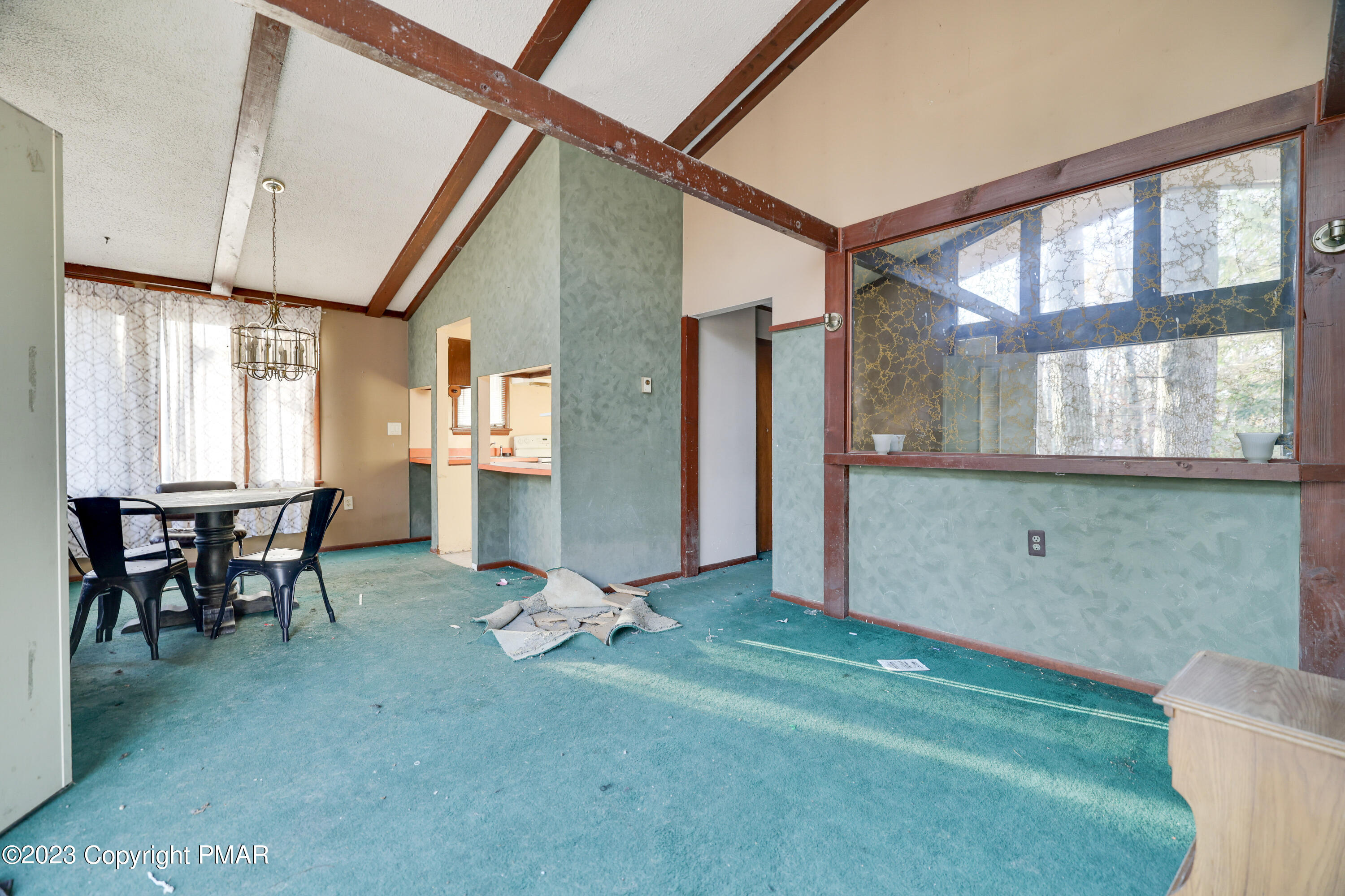 132 Washington Drive