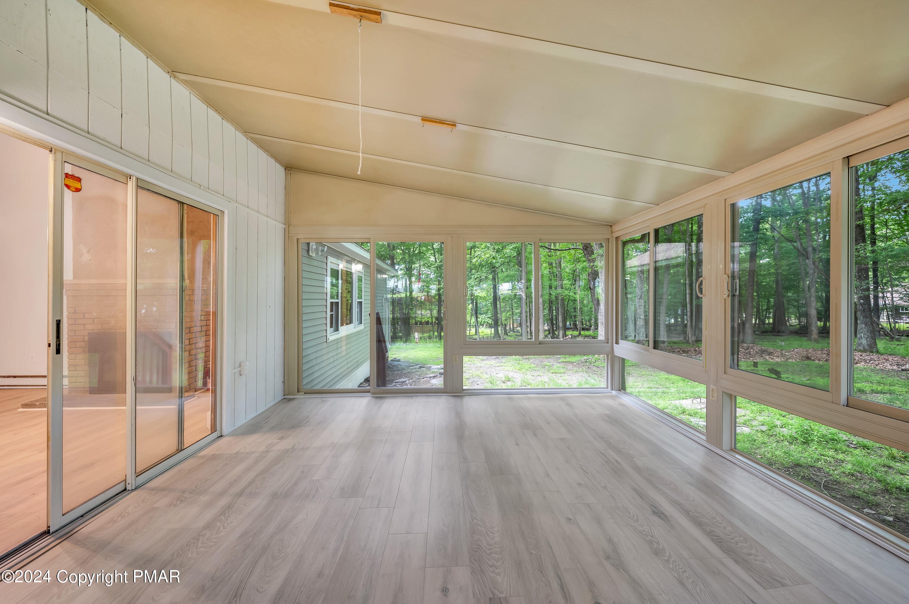 153 Bromley Road
