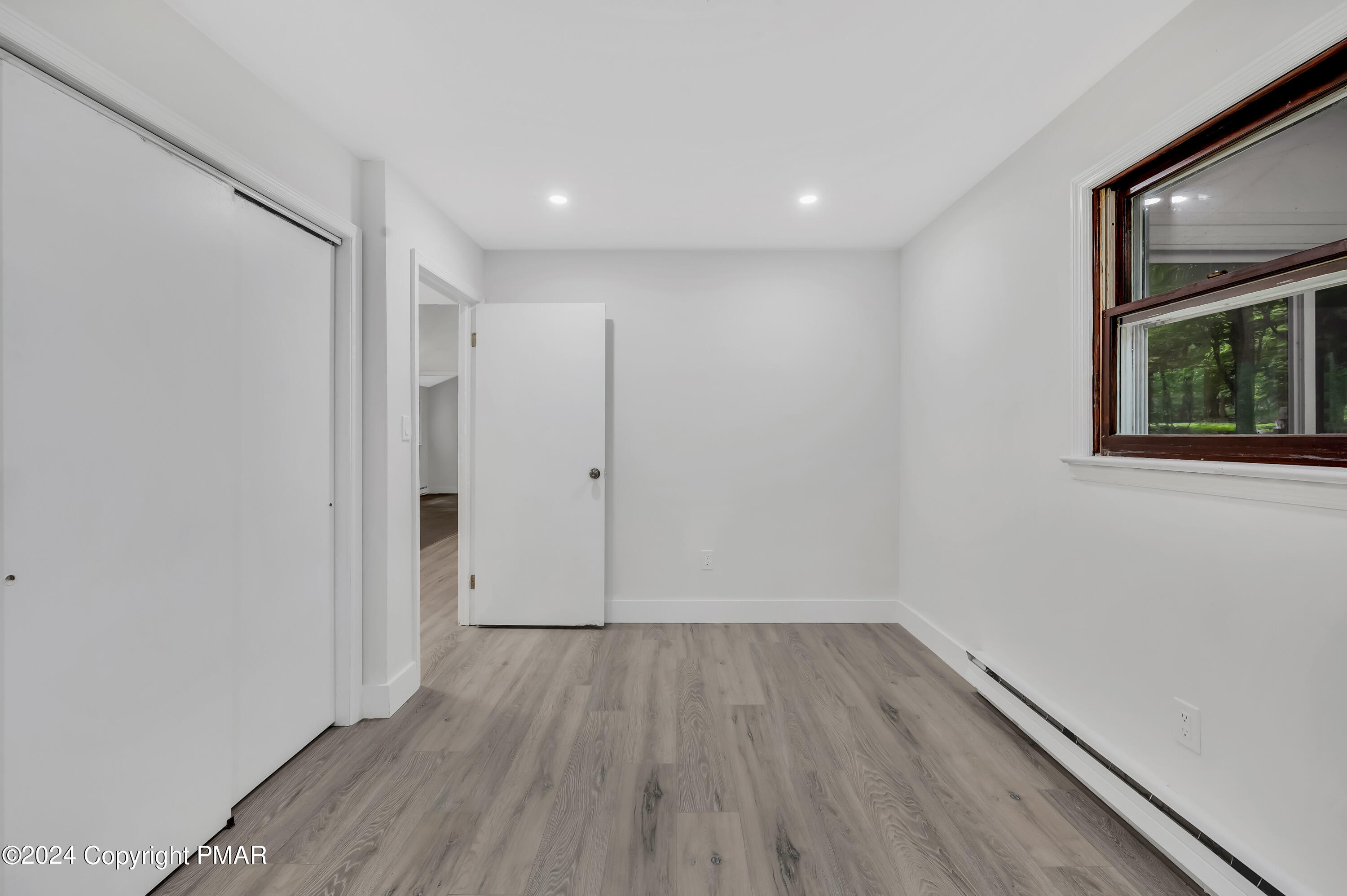 153 Bromley Road