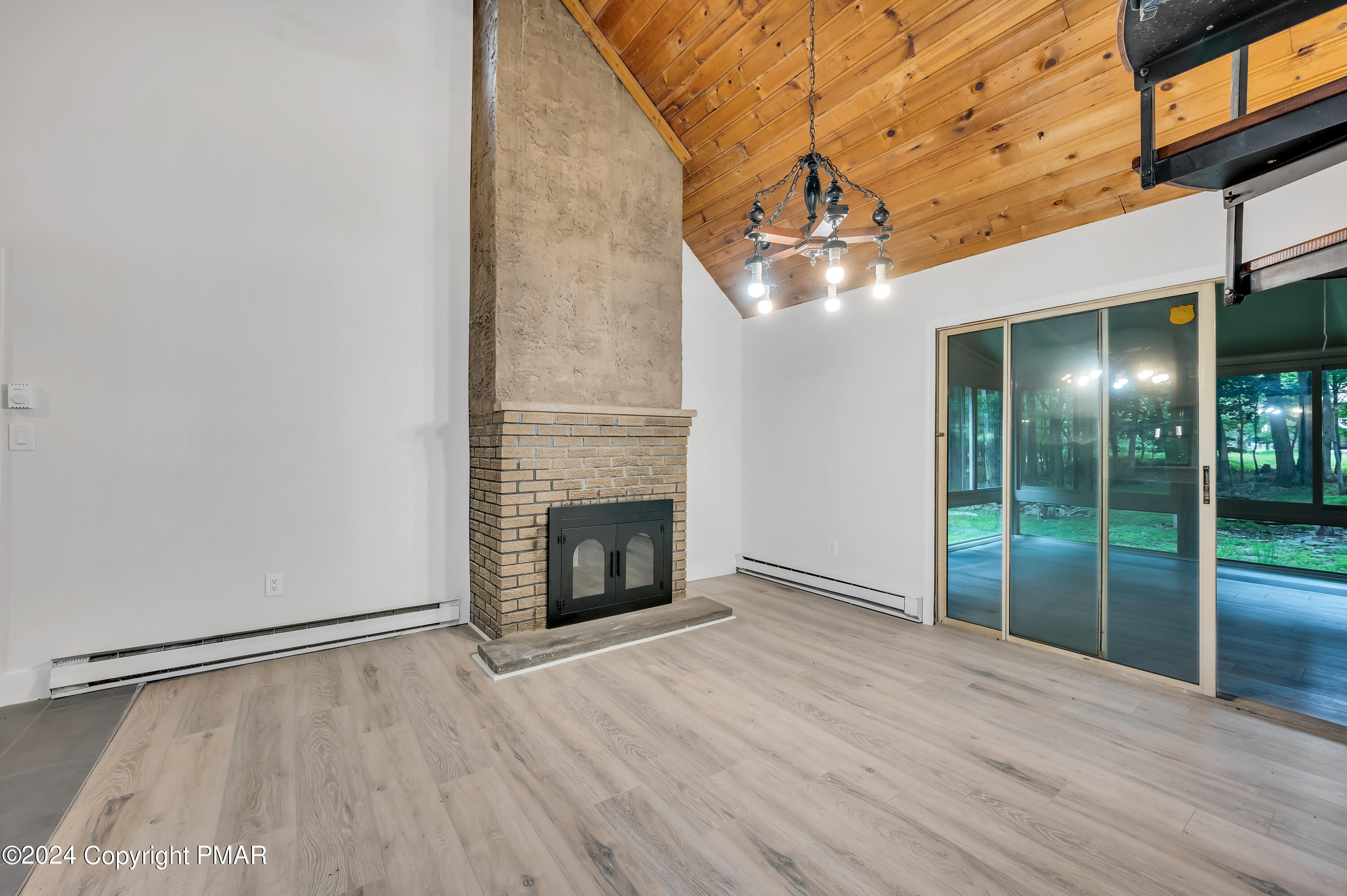 153 Bromley Road