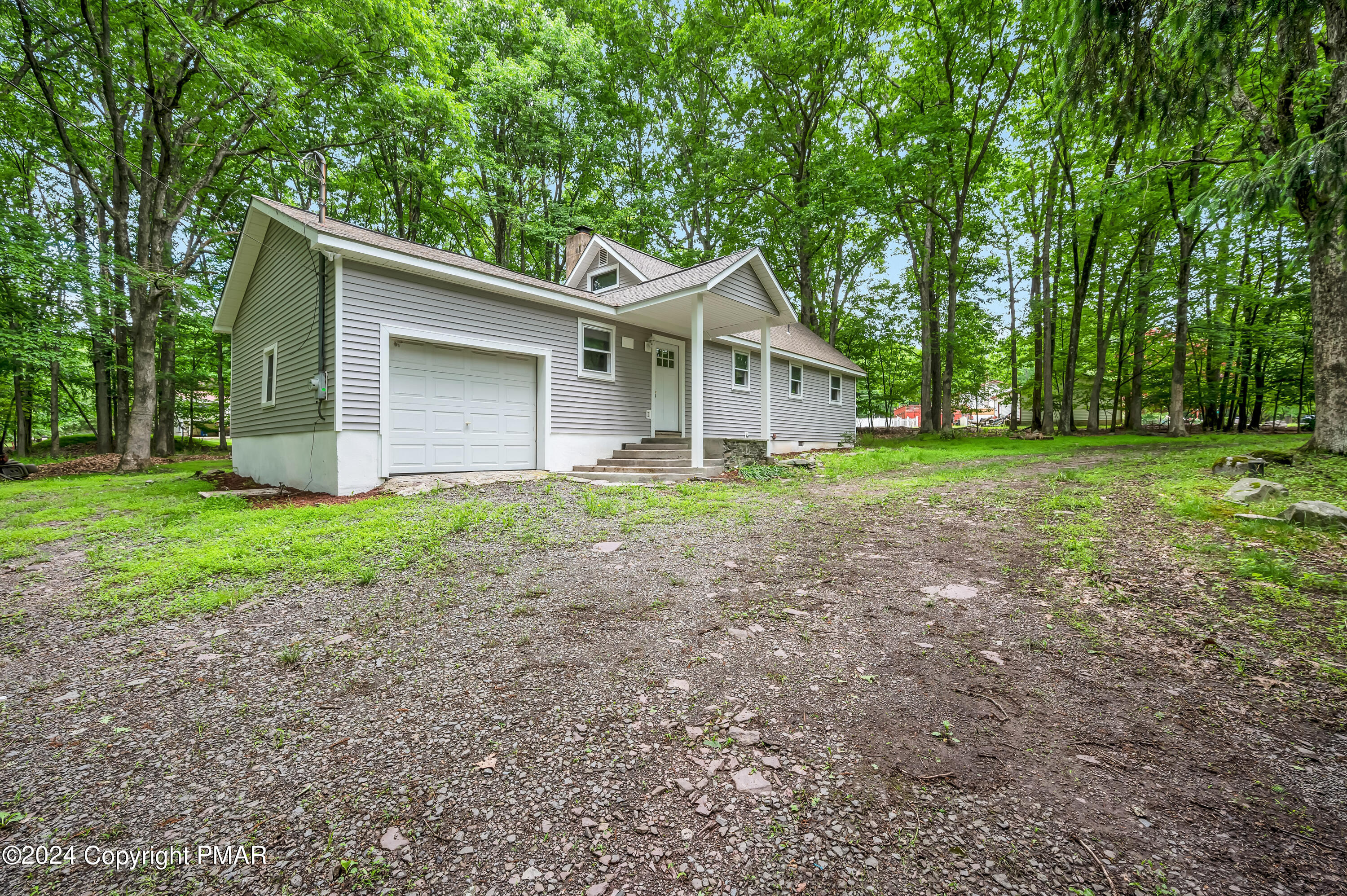 153 Bromley Road